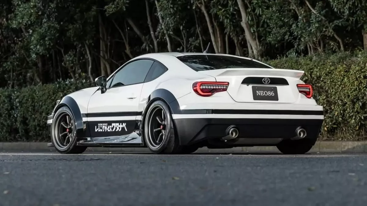 Δεν είναι AI αλλά σύγχρονο Toyota 86