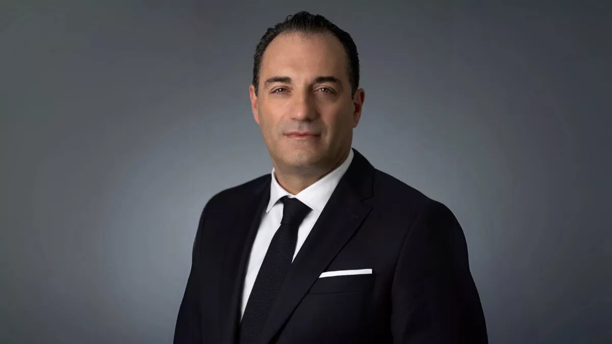 Πόσα κοστίζει στη Stellantis ο νέος επικεφαλής της;