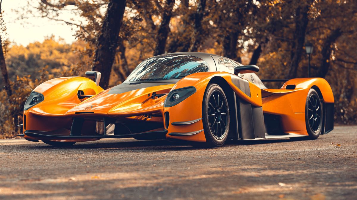 Ποιος φτιάχνει αυτό το πισταδόρικο supercar;
