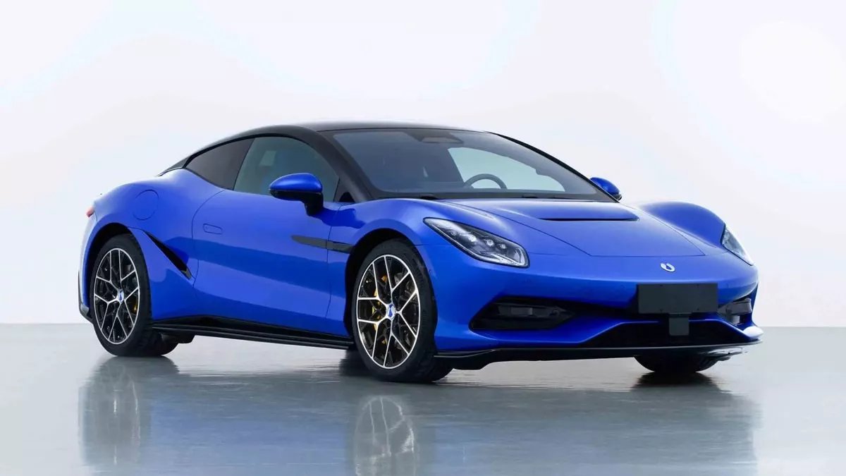 Το Denza Z Coupe αποδίδει έως 1.605 ίππους