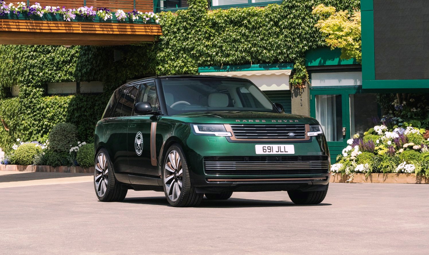 Το νέο Range Rover Electric έκανε την πρώτη του εμφάνιση στο Wimbledon
