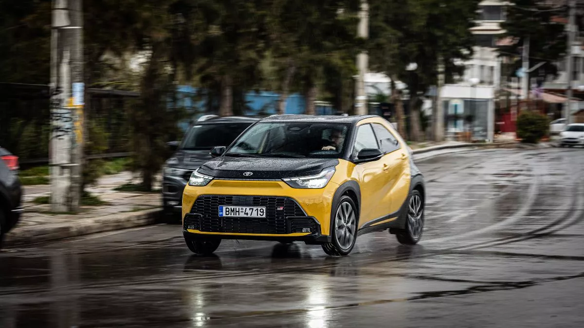 Δοκιμάζουμε Toyota Aygo X Hybrid (τιμή)