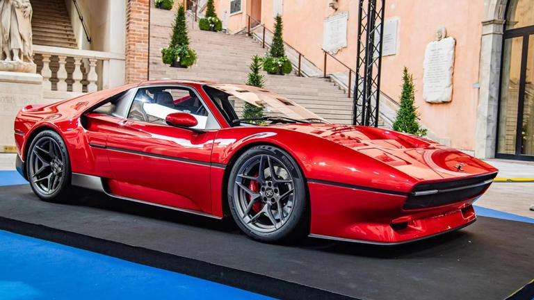 Η θρυλική Ferrari 308 ξαναζεί